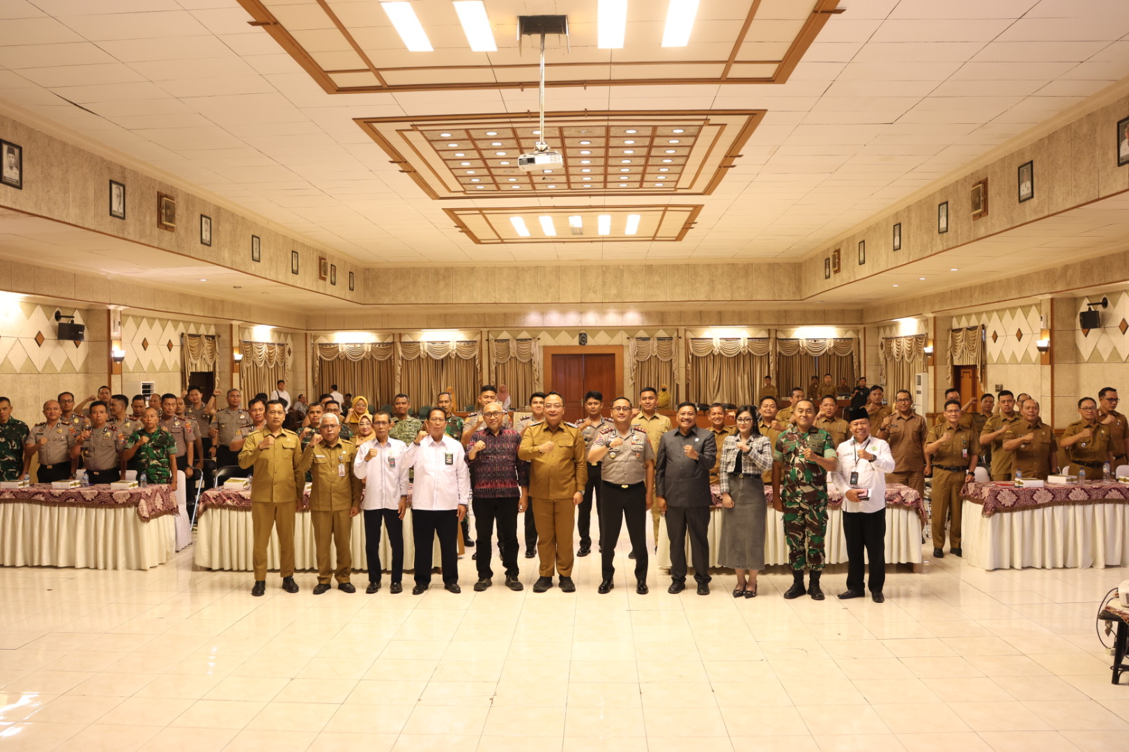 Forkopimda Gresik Perkuat Sinergi Mitigasi Paparan Ekstremisme Berbasis Kekerasan Jaringan TCC (True Crime Community)